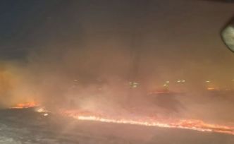 Tandırdan sıçrayan kıvılcımlar araziyi küle çevirdi