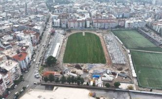 Adnan Menderes Stadyumu’nda çim serildi