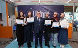 BEUN Öğrenci Topluluklarının ÜNİDES başarısı sertifika töreniyle taçlandırıldı