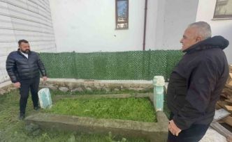 Binalar arasında kalan türbe unutulmaya yüz tuttu