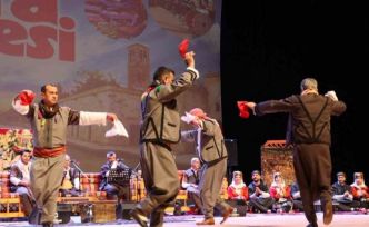 Denizli’de düzenlenen "Urfa Sıra Gecesi" ile kültürler buluştu