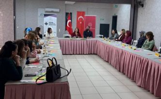 "Felsefe ve Düşünce Akademisi" atölyesi gerçekleştirildi