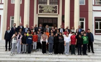 Fırat Üniversitesi Bakü’de tanıtıldı