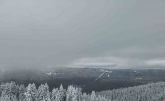 Karla kaplanan Ilgaz Dağı havadan görüntülendi