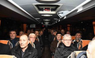 Pursaklar Belediyesi ‘Şeb-i Arus Haftası’ dolayısıyla ilk kafileyi yola çıkarttı