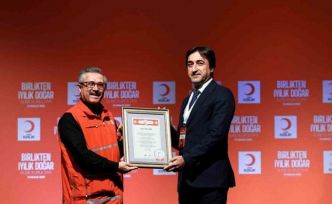 Türk Kızılayı Cizre Şubesi iki ayrı alanda ödül kazandı