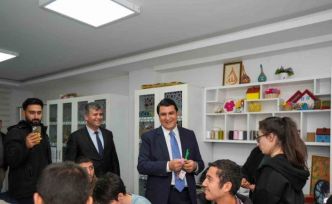 Yılmaz: "Her zaman yanlarındayız"