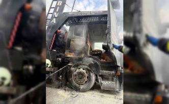 D100 çekicide çıkan yangını itfaiye söndürdü