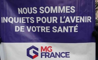 Fransa’da doktorlar 10 günlük grev kapsamında Paris’in sokaklarını doldurdu