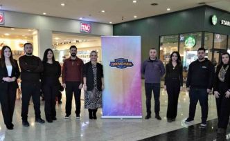 Keçiören Belediyesi’nden öğrencilere teknoloji dolu karne şenliği