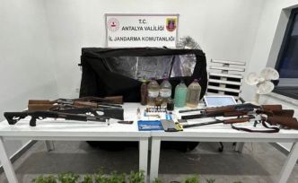 Alanya’da uyuşturucu operasyonu: Sıvı metamfetamin ve kenevir ele geçirildi