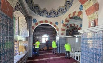 Ardahan’da Ramazan öncesi camilerde temizlik