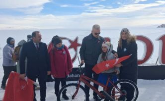 Askıda Bisiklet Derneği Çıldırlı çocukları sevindirdi