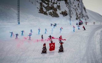 Avrupa Kış Sporları Haftası etkinlikleri Hakkâri’de düzenlendi