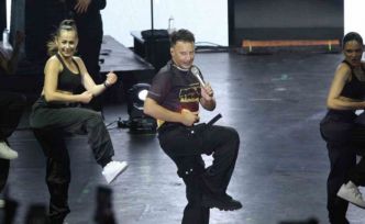 Büyükşehir’den Sevgililer Günü’ne Edis konseri