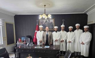 Çan’da yeni atanan din görevlilerine sarık ve cübbe giydirme merasimi düzenlendi