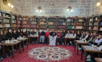 Öğrenciler Aksaray’daki okuma sohbetinde bir araya geldi