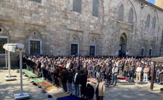 Ramazan’ın ilk Cuma’sı Ulucami doldu taştı