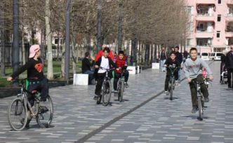 Sakarya’da şubat ayında bahardan kalma günler yaşanıyor