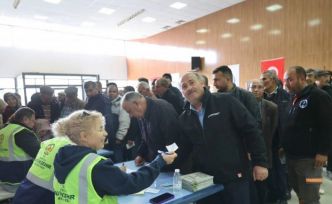 Tavaslı üreticilere 5 bin 991 zeytin fidanı dağıtıldı