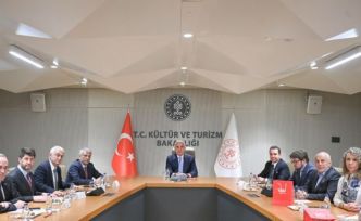 Bakan Ersoy’dan 2026 turizmi için kritik toplantı