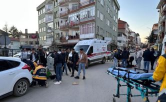 Isparta’da aydınlatma direğine çarpan motosikletteki 2 kişi yaralandı