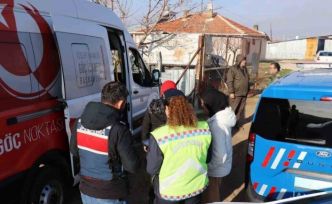 Jandarmadan düzensiz göç uygulaması