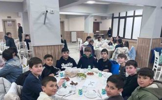 Kurtuluş İhsan Küçükarslan Ortaokulu’nda geleneksel iftar coşkusu
