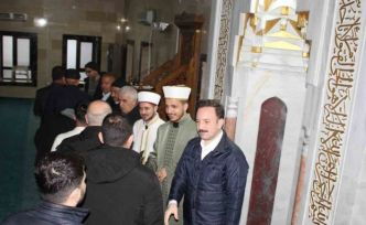 Malazgirt’te bayram namazı coşkusu