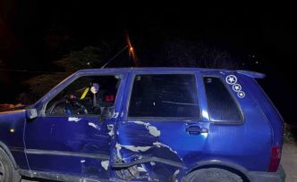 Otomobilin motosikletle çarpıştığı kazada 2 kişi yaralandı