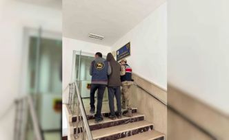Şanlıurfa’da kesinleşmiş 5 yıl hapis cezasıyla aranan şahıs yakalandı