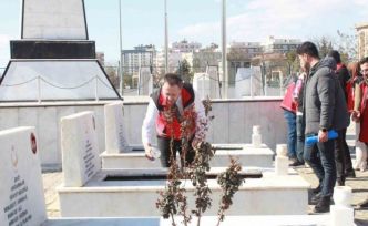 Siirt’te bayram öncesi şehitliklerde bakım, onarım ve temizlik seferberliği