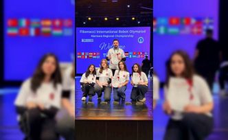 Sivaslı öğrenciler, robot yarışmasında gövde gösterisi yaptı