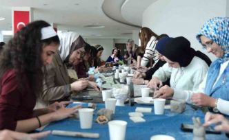 Tokatlı kadınlar kil atöyesine girip hünerlerini sergiledi