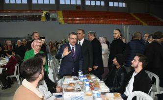 Trabzon’da Büyükşehir’in iftar sofralarında yüzbinler oruç açtı