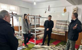 Türkeli’de geleneksel kilim dokumacılığı yaşatılıyor