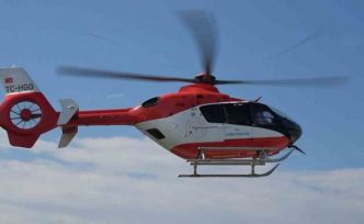 Ambulans helikopter yeni doğan bebek için zamanla yarıştı