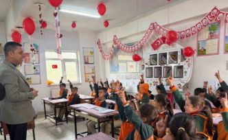 Başkan Durak öğrencilerle buluştu.