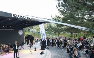 ERÜ sahne muhteşem konserle açıldı