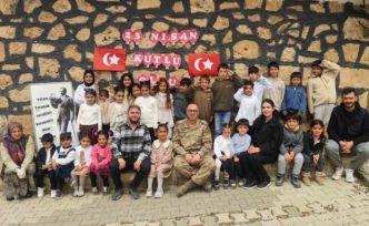 İpekyolu jandarmasından okullarda bayram mesaisi