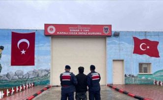 Jandarma farklı suçlardan aranan 34 kişiyi yakaladı