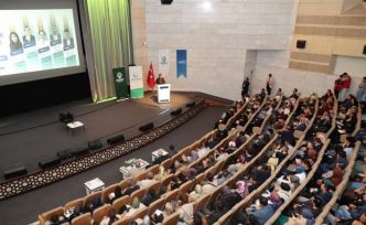Karatay’da "Evlilik ve Aile Gelişim Akademisi" yoğun ilgiyle sürüyor