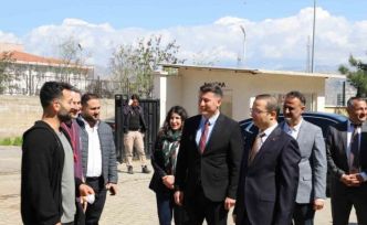 Kaymakam Baycar, öğrencilerle geleceği konuştu