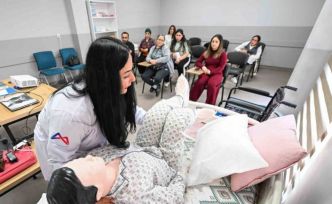 Mersin’de ücretsiz kurslar istihdamın yolunu açıyor