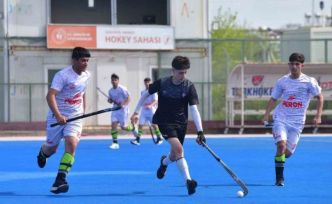 Okul sporları hokey grup müsabakaları Osmaniye’de başladı