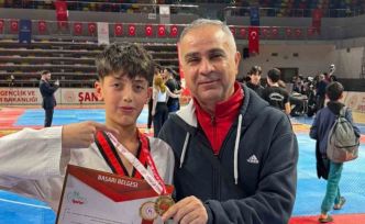 Okul sporları şampiyonasında Arabanlı sporcu Öztürk şampiyon oldu