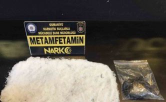 Osmaniye’de 3 araçta uyuşturucu operasyonu: 5 tutuklama