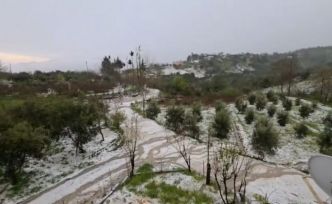 Osmaniye’de dolu yağışı