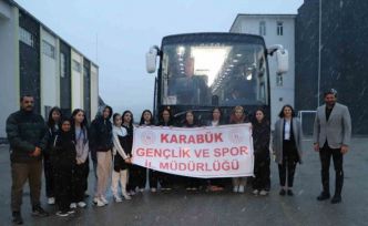 Ovacık’tan Çanakkale’ye giden gençler törenle uğurlandı