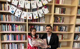 Susuz’da Kütüphane Haftası coşkusu: "İyileştiren Kütüphane" temasıyla anlamlı program